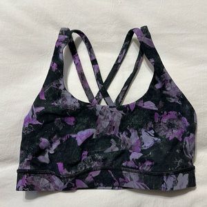 Lululemon Energy Sports Bra Size 6 in Black and purple